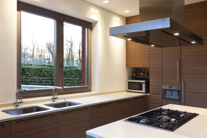 Mediniai langai  – ilgaamžiškas ir gamtai draugiškas pasirinkimas