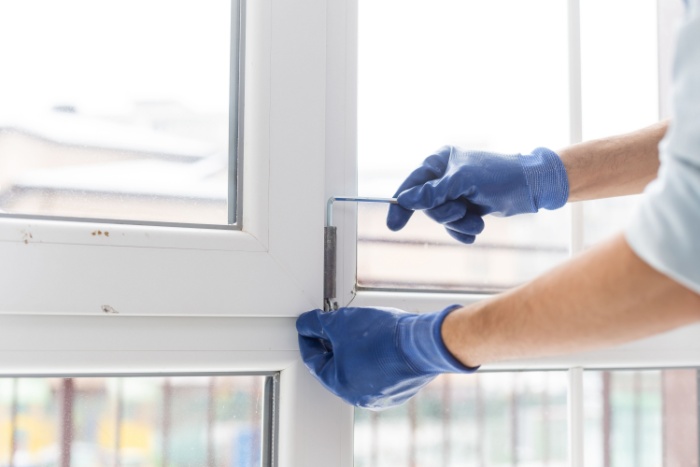 Kaip tinkamai sureguliuoti plastikinius langus?